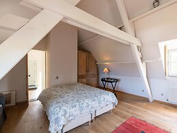 Premium Farmhouse in Nieuwmunster With Pool