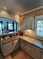 Villa Miraflores Comfortable Holiday Residence