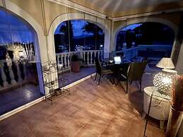 Villa Miraflores Comfortable Holiday Residence