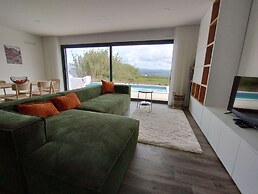 Lavish Holiday Home With Private Pool