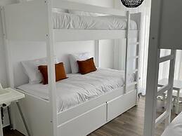 Lavish Holiday Home With Private Pool