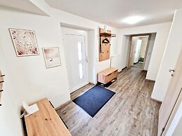 Beautiful Apartment Near Worthersee
