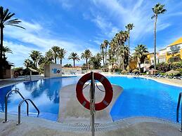 Golf & Beachside Getaway