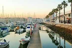 Apartment Marina Sky