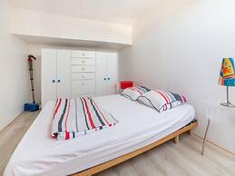Cosy Holiday Home in Bergerac With Terrace