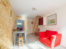Cosy Holiday Home in Bergerac With Terrace