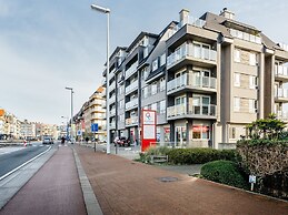 Amatus 303 Apartment in Koksijde With Balcony