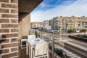Amatus 303 Apartment in Koksijde With Balcony