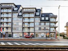 Amatus 303 Apartment in Koksijde With Balcony