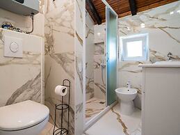 Apartment Dorica - Two Bedroom Apartment With Terrace