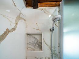 Apartment Dorica - Two Bedroom Apartment With Terrace