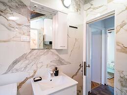 Apartment Dorica - Two Bedroom Apartment With Terrace