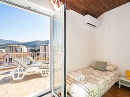 Apartment Dorica - Two Bedroom Apartment With Terrace