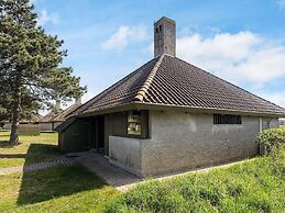 6 Person Holiday Home on a Holiday Park in Karrebaeksminde