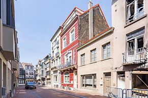 Bright Apartment in the City Center