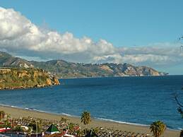 La Perla - South Facing, Sun Morning to Evening