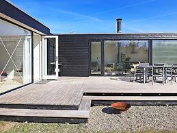 6 Person Holiday Home in Oster Assels