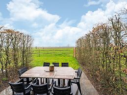 Comfortable Group Home With Large Garden