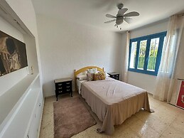 Belvilla by OYO Casa Manuela