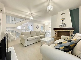 Belvilla by OYO Villa Playa & Golf II