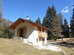 Belvilla by OYO Pleasant Holiday Home With Garden