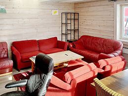 9 Person Holiday Home in Austefjorden-by Traum