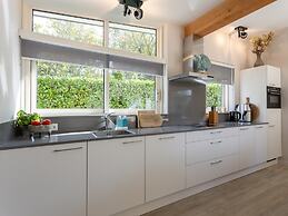 Beachside Holiday Home in Kamperland With Garden