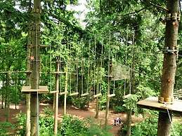 Holiday Suites in the Forest With Wellness
