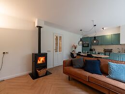 Holiday Suites in the Forest With Wellness