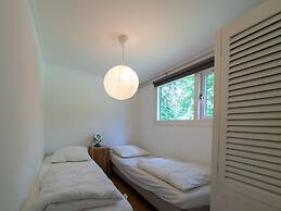Holiday Suites in the Forest With Wellness