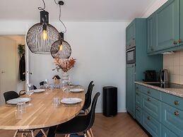 Holiday Suites in the Forest With Wellness