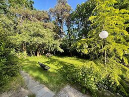 Holiday Suites in the Forest With Wellness