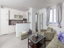 Apartment Precious View