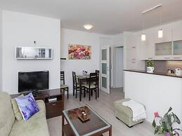 Apartment Precious View