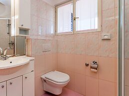 Spacious Apartment With Large Covered Terrace