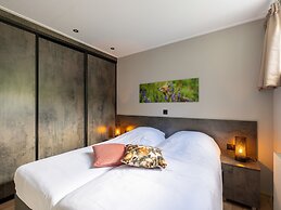 Chalet With Fireplace in Veluwe