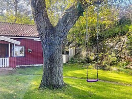 7 Person Holiday Home in Tjorn-by Traum