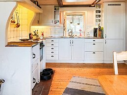 7 Person Holiday Home in Tjorn-by Traum