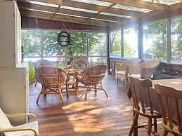 7 Person Holiday Home in Tjorn-by Traum