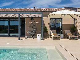 Villa Noeli With Swimming Pool