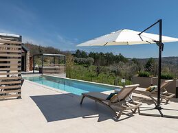 Villa Noeli With Swimming Pool