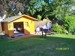 Jessen Modern Retreat