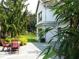 Grand Suite Comfortable Holiday Residence