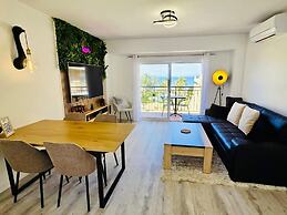 Beautiful Apartment in Denia With sea Views