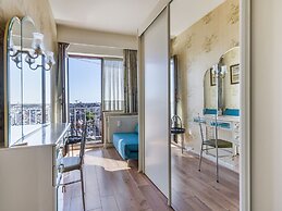 Authentic Apartment With View