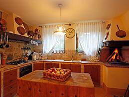 Apartment in Cetona With Private Pool