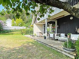 6 Person Holiday Home in Askim-by Traum