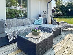 6 Person Holiday Home in Askim-by Traum