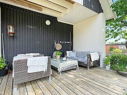 6 Person Holiday Home in Askim-by Traum