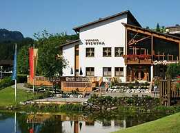 1 Porzig Modern Retreat